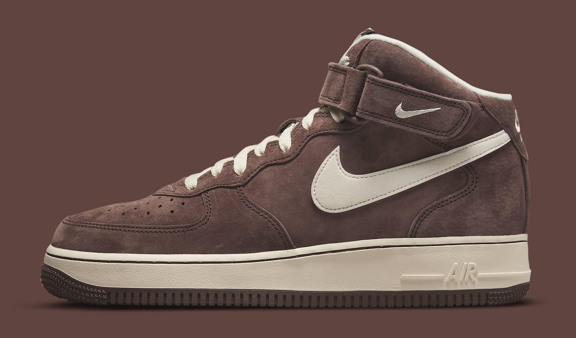 Nike Air Force 1 Mid QS Chocolate 2022 - Review 