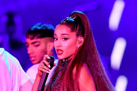 Ariana Grande Cracks Kanye Joke In Praise Of Pete Davidson