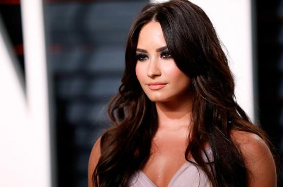 Demi Lovato Seen in Public for First Time Since Overdose