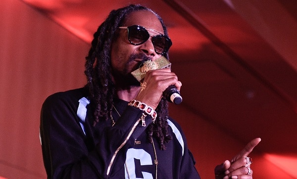 Snoop Dogg Is Using Donald Trump As An Ashtray