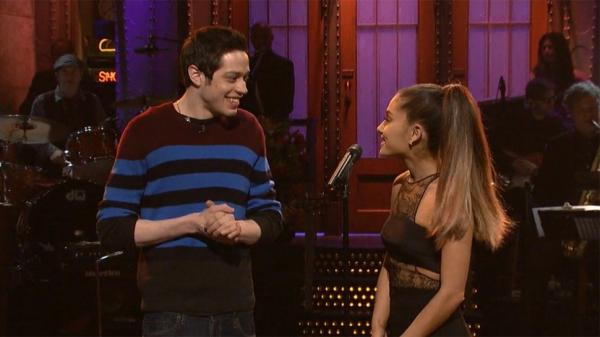 Ariana Grande and Pete Davidson are keeping the peace.