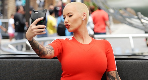 Amber Rose Goes Fully Nude On Instagram
