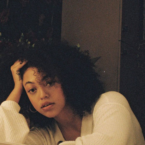 Stream Mahalia 'Grateful'