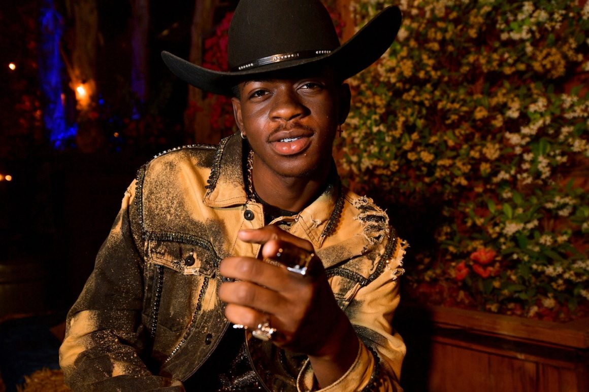 Rapper Lil Nas X Comes Out as Gay on New Song 'C7osure'