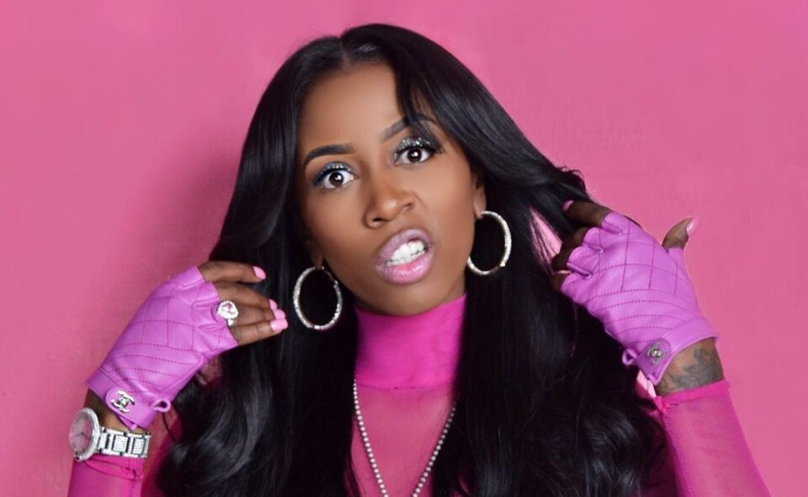 Kash Doll Releases New Song 'Ready Set' f. Big Sean