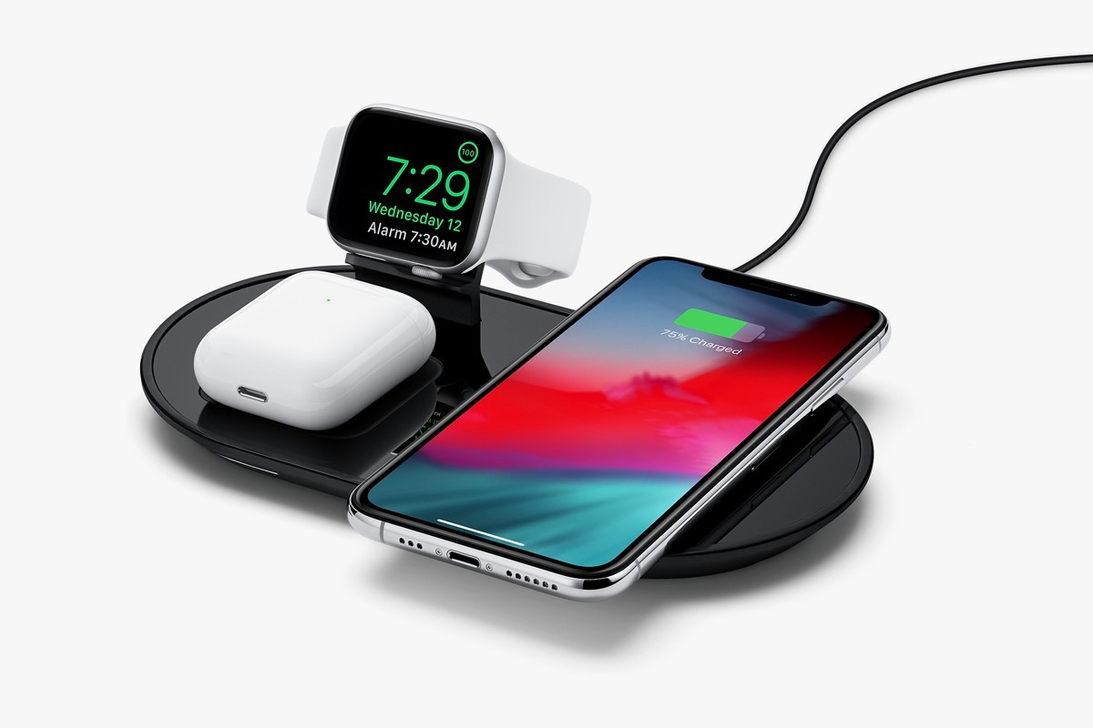 Apple Selling Mophie 3-in-1 Charger Pad for iPhone, AirPods, Apple Watch