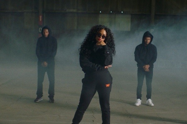 Watch H.E.R. & YG “Slide” Music Video