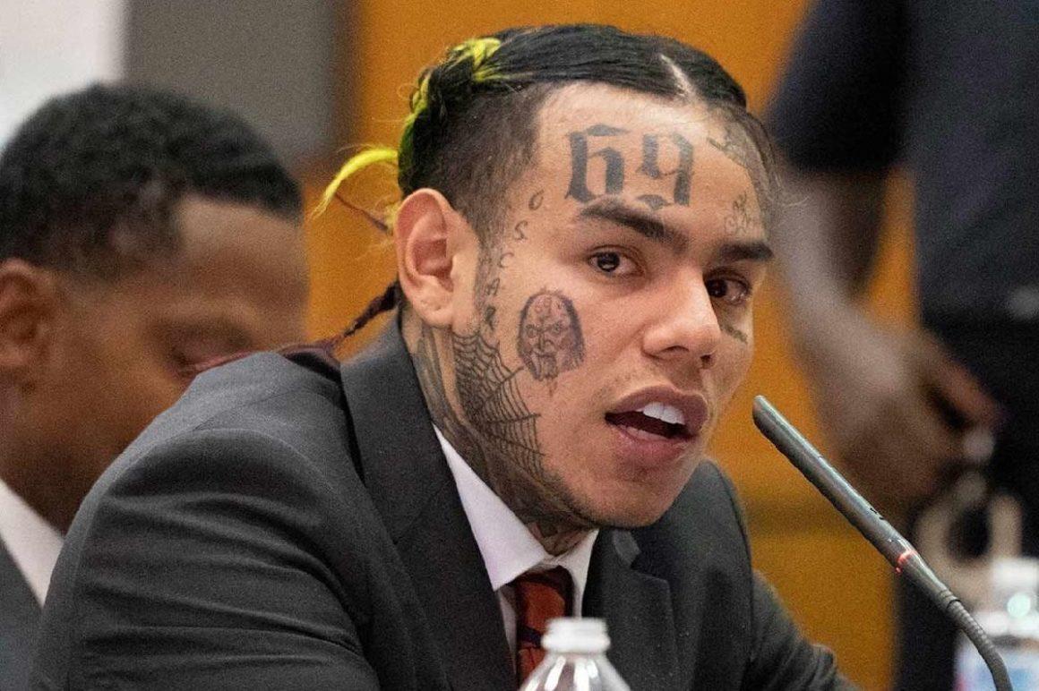 New Photo of Rapper Tekashi 6ix9ine Surfaces Online