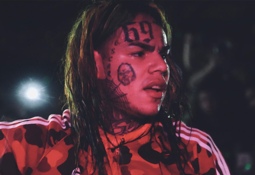 6ix9ine Previews 'BLICKY' Song for New Album