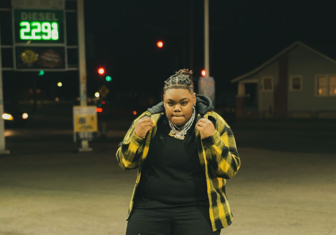 Munchie Shares 'Complications' Music Video Ft. Zavian