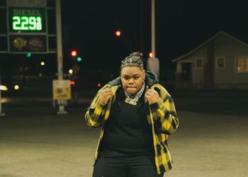 Munchie Shares 'Complications' Music Video Ft. Zavian