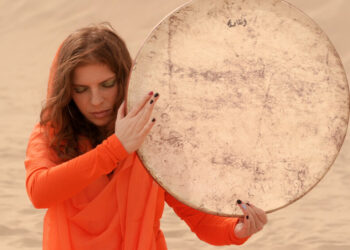 Ashley Zarah Rises From 'Ashes In The Sea' With Powerful Persian-Influenced Single