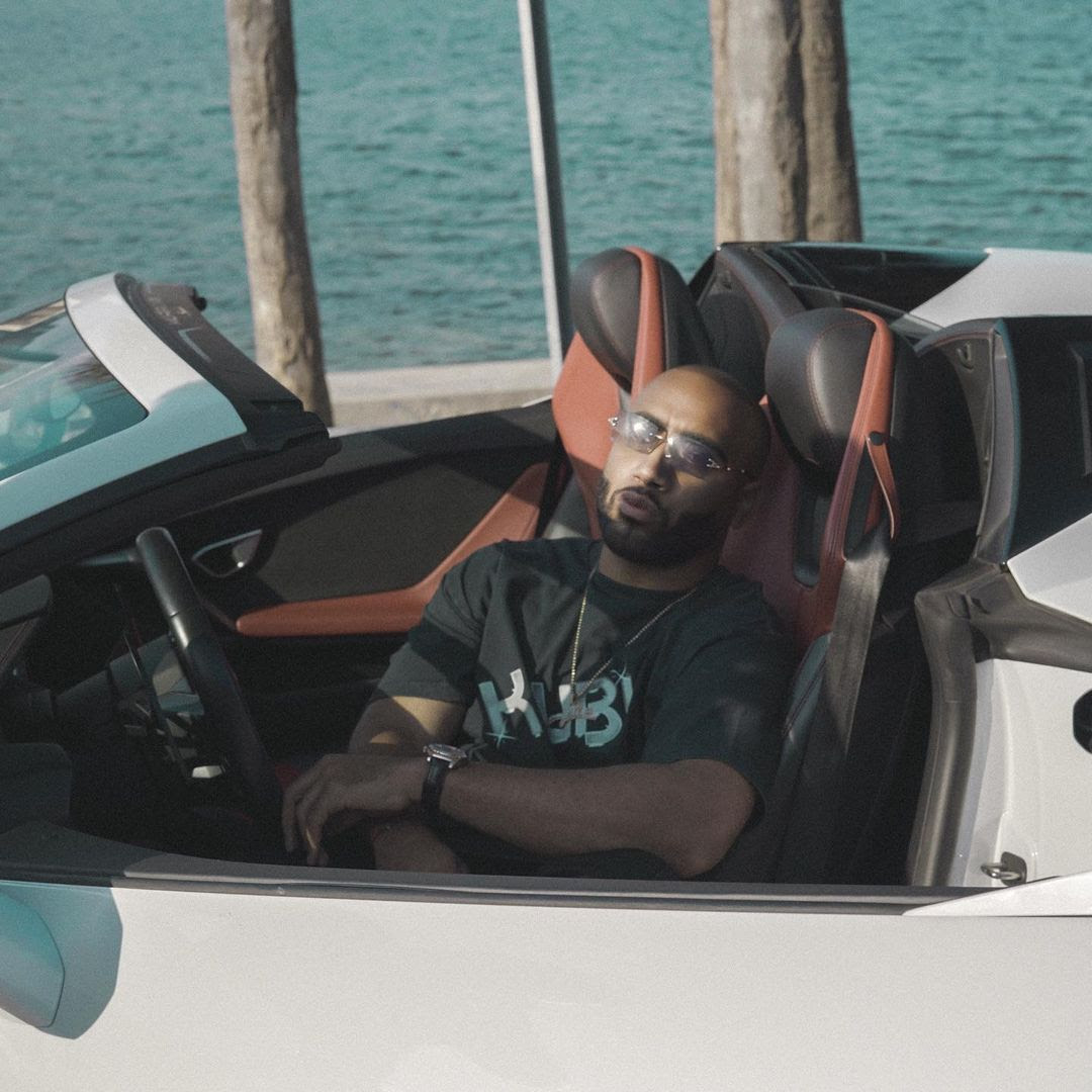 Bizzy Crook Is Numb to his Feelings and Would Rather 'Cry In A Rari' 