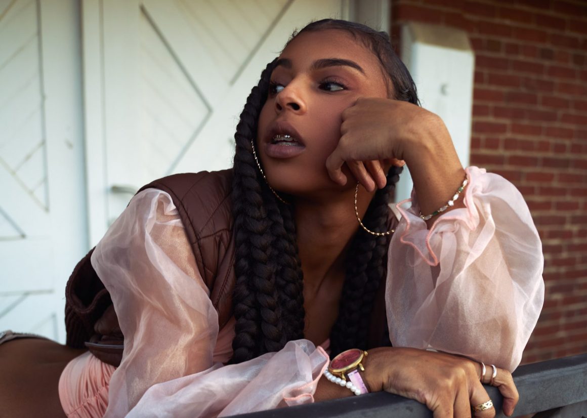 Meet Fast Rising Westcoast R&B Talent Nana Elan