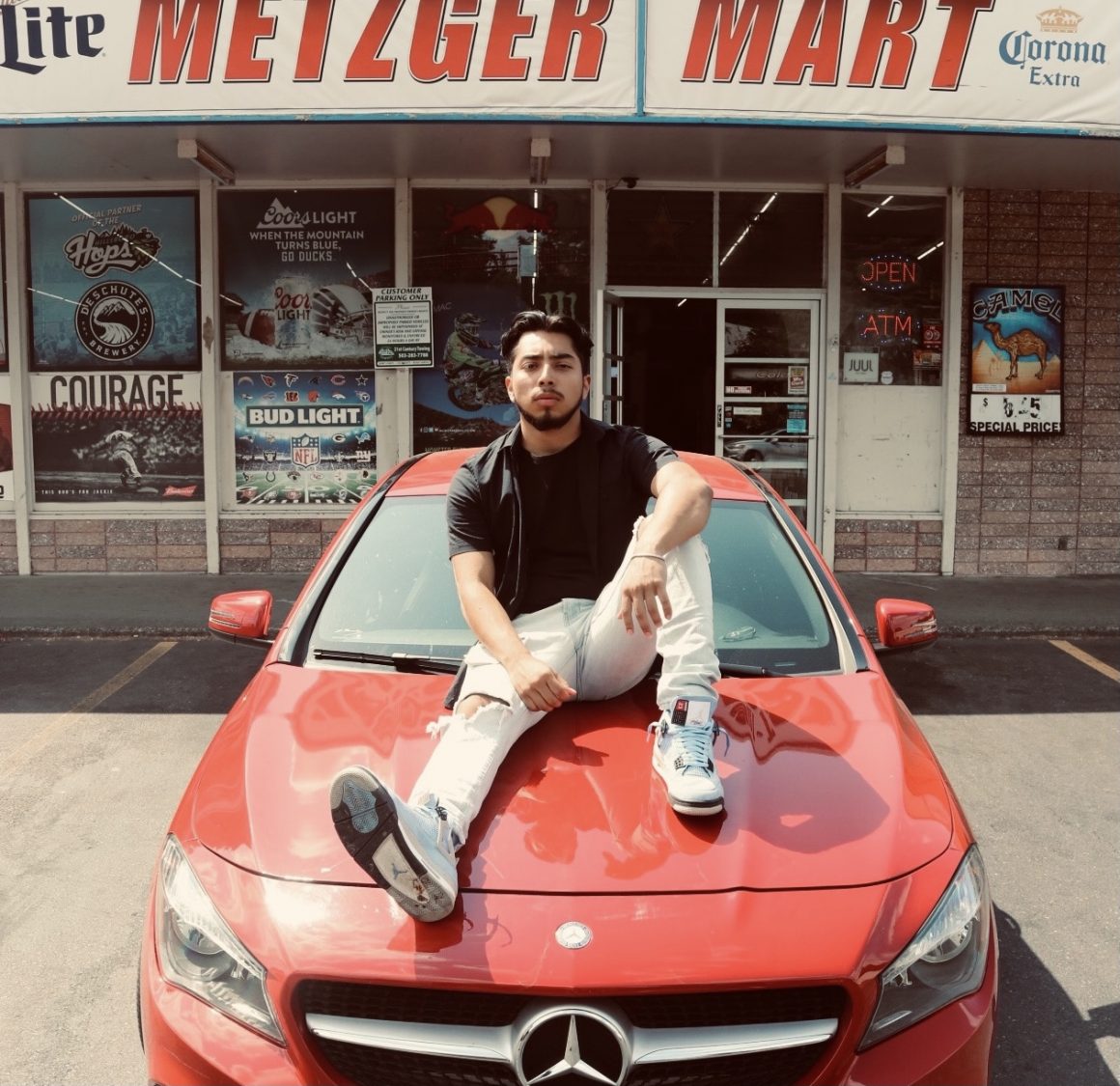 Emerging Portland based artist Rony Drops New Single 'invincible'