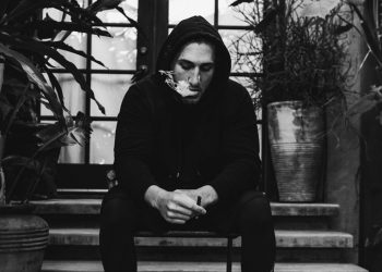 Fast -Rising NY artist Josh Stone Releases New Single 'Popular'