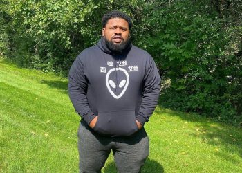 Meet Multi Talented Hiphop artist, actor, filmmaker, and fashion designer Smoove Gotti