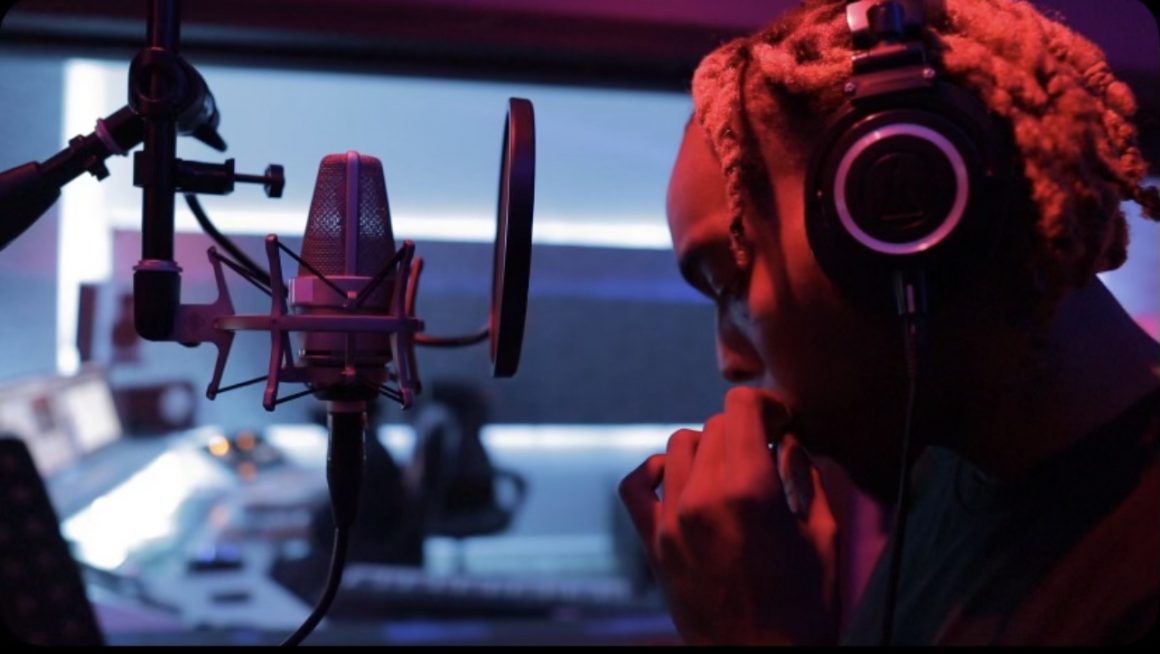 24Hip-Hop Interviews Music artist Broshė