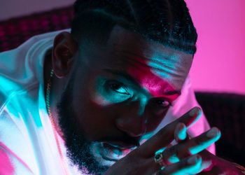 Roy Simmons is Being Praised As The Number One R&B Artist in Trinidad and Tobago