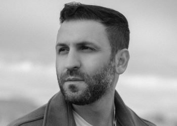 Mohammad participated in modeling as a professional model in Iran and Ukraine.