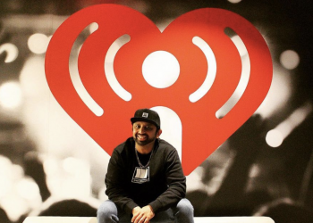 25 Years In - On-Air On iHeartRadio, Touring With Big Names, Interviewing Your Favorite Artists & Dj Pup Dawg Is Just Getting Started