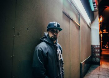 Unkonfined is Healing the World one Tweet at a Time