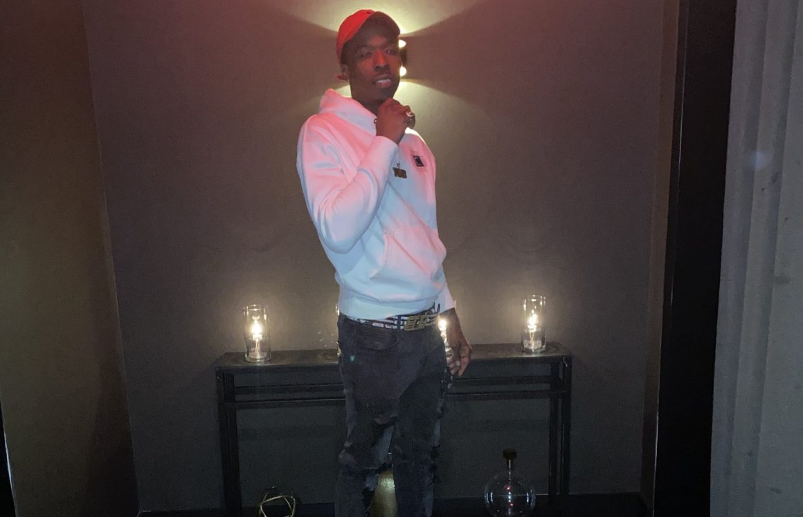 Swaggonahunna Drops New Mixtape "King of Swagg"
