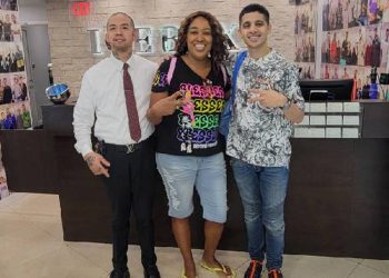 Dr. Keshia Gaines Rates Celebrity Jewelry Store 10 out of 10