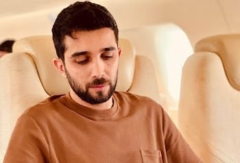 Ridvan Ayyi: A Prominent Vocalist and Music Craftsman whose Melodies are Grabbing Everybody's Eye