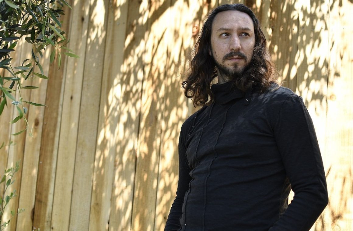 Ram Dass Debuts New Single “Trust in the Blue”