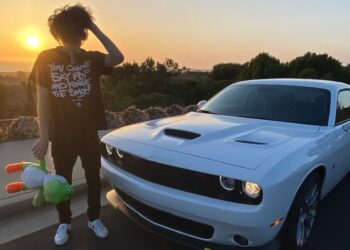 Getting To Know Sambur, The Mainstream Music Marketer