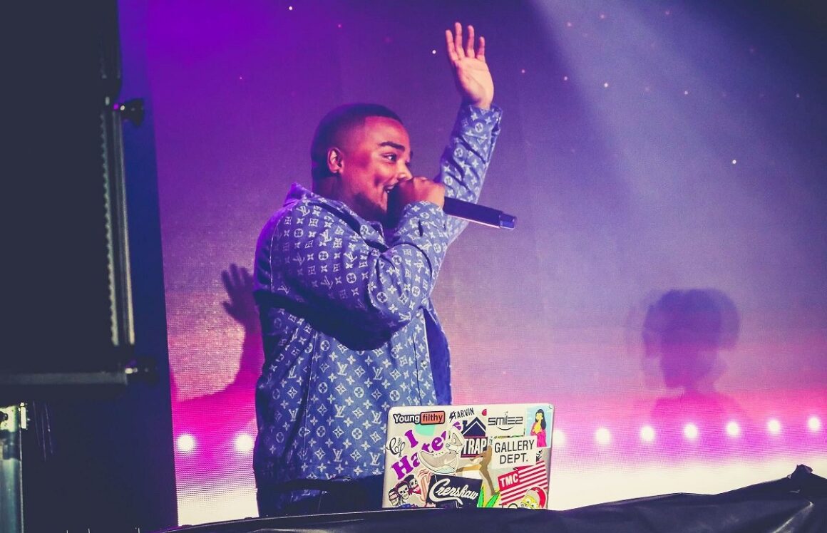 DJ Smiles is On The Rise