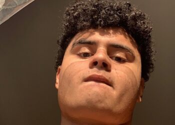 YECR is a 18-Year-old Puerto Rican Rapper Based in Lincoln, DE