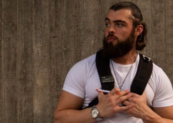 Exclusive Interview with Fast Rising Phoenix artist Christopher Hurst