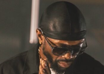 Lord Divine Telling Stories With His Music