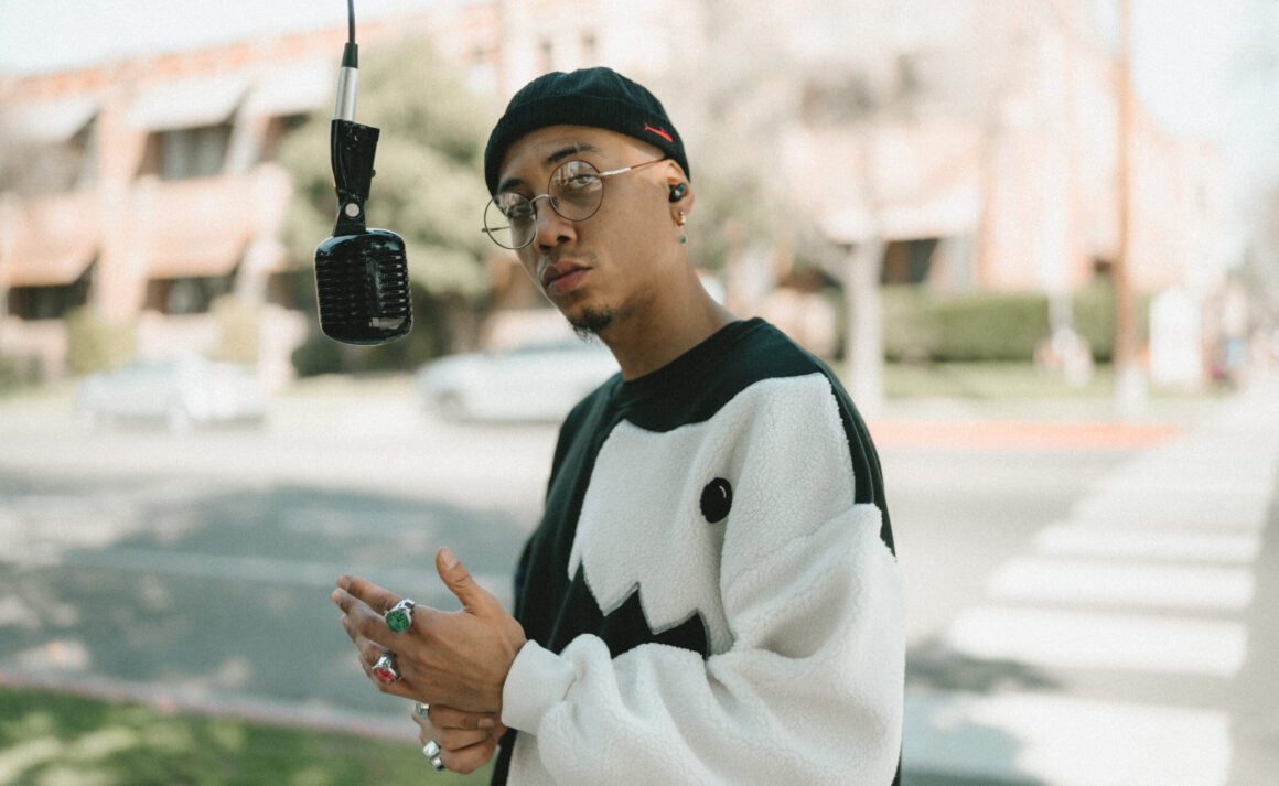 Bay Area artist DatKid Smoove Previews New Album with “Lil Durk Shit” visual