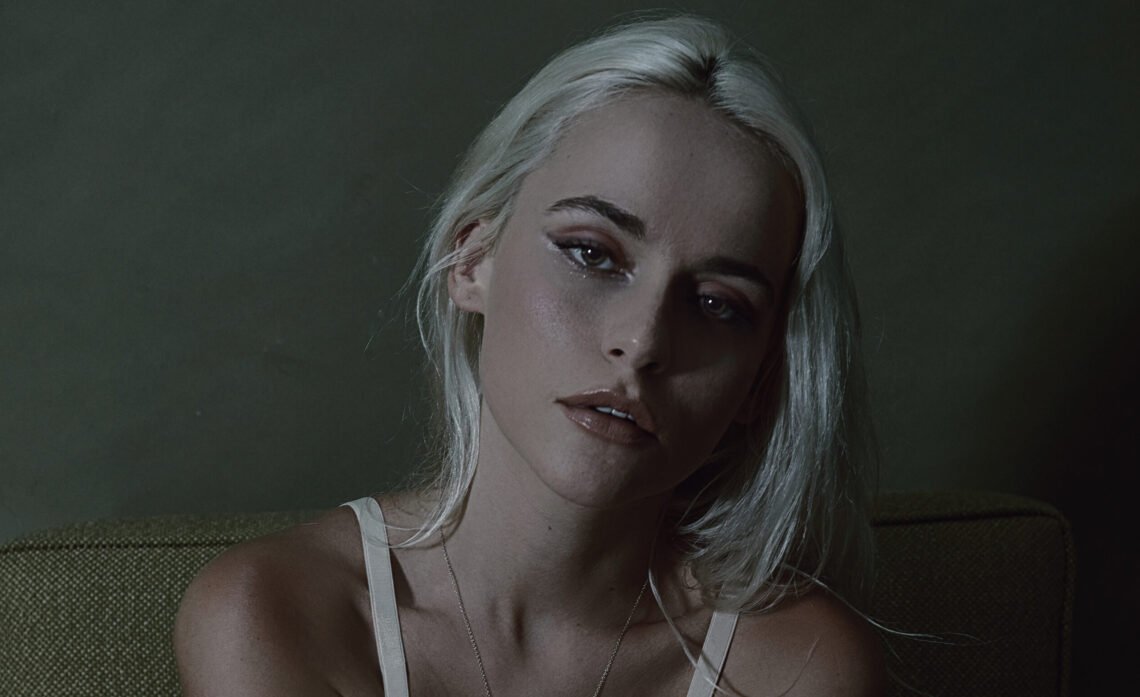 Pop/Hip Hop artist Jas Von Burst Onto the Scene with Fiery Debut Video