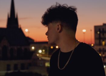 Tru Vers’ Album “Youth” Is A Breath Of Fresh Air