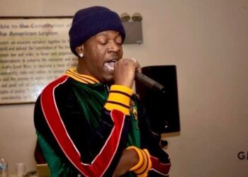 The Art of Sampling: Ghet Finesse's Homage to Old-School Hip Hop in "Roof on Fire"