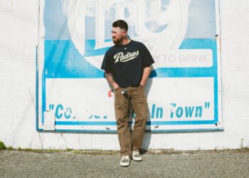 JayRoddy Releases Captivating New Single "STS" - A Melodic Rap Journey into Small Town Struggles and Aspirations