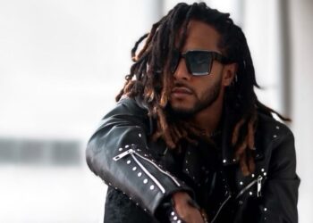 Renowned artist Rich T Unleashes His Latest Body of Work, "Drowning In Waves"