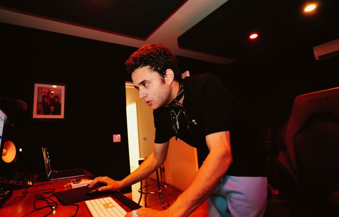Egyptian-American Rapper Nour Rakha Releases Explosive New Single “Back From Cairo Freestyle”