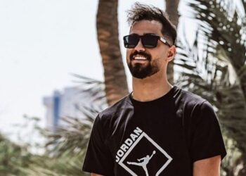 Mehdi Farzi: Redefining Iranian Music with Soulful Santur Melodies