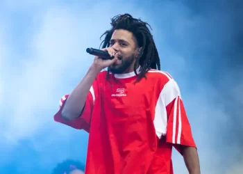 J. Cole Addresses the Present State of Hip-Hop, Commends Both Veteran and Emerging Female Rappers