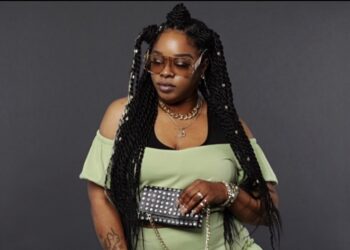 Qnova - "Talk Yo Shit Sis"