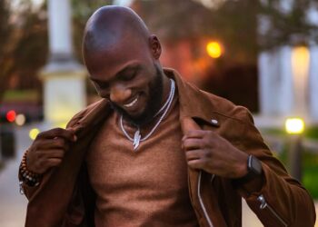 Multi-Talented American-Nigerian Artist Industry Standard Releases Captivating Music Videos for "Kilonso"