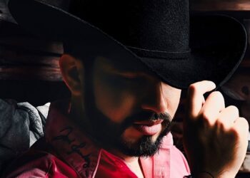 Joni Sandez: Empowering Society Through the Global Influence of Cumbia Music