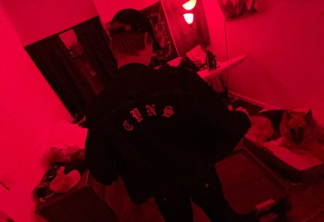 Rising Arizona Artist CŸNS Emerges with Heartfelt Single "AROUND MY NECK"