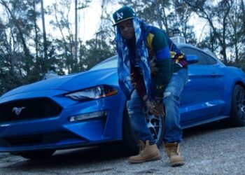 Hip Hop Globetrotter losLAUREN 718 Lives Life To The Fullest