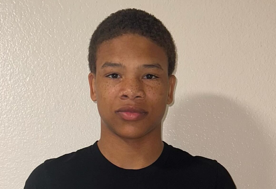 Blessionaire Apparel Sponsors Rising Boxing Prodigy Curmel Moton